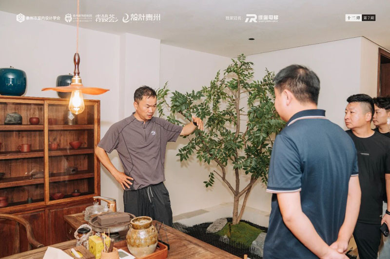 2917385568d670566e0451.jpg 2.jpg